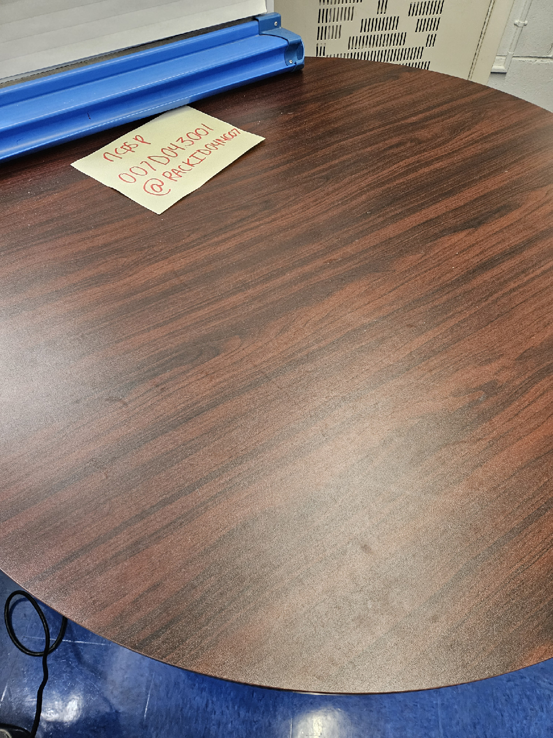 Round Wooden Table - Great Condition!