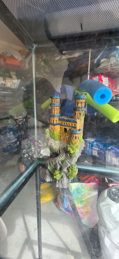 30 gallon. Aquarium with Stand and Accessories image indicator(3)