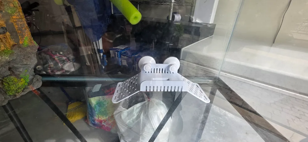 30 gallon. Aquarium with Stand and Accessories image indicator(4)