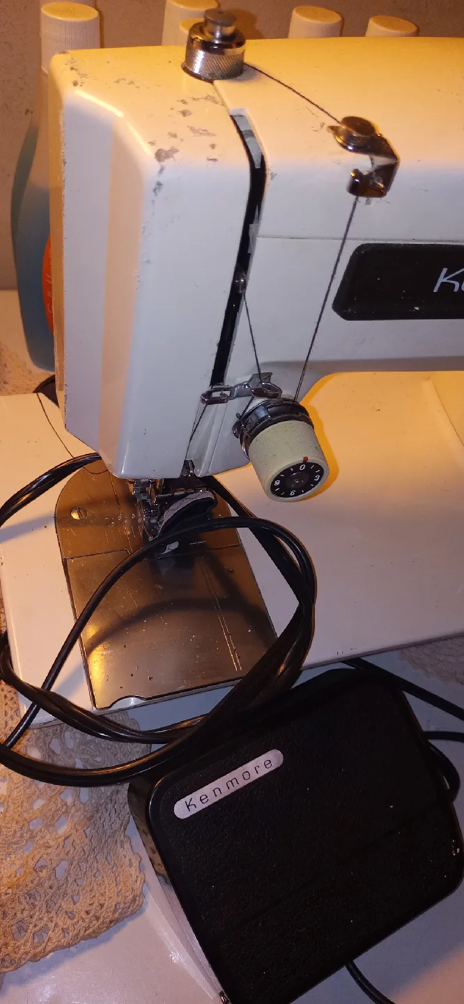 Kenmore 12 Stitch Sewing Machine image indicator(4)