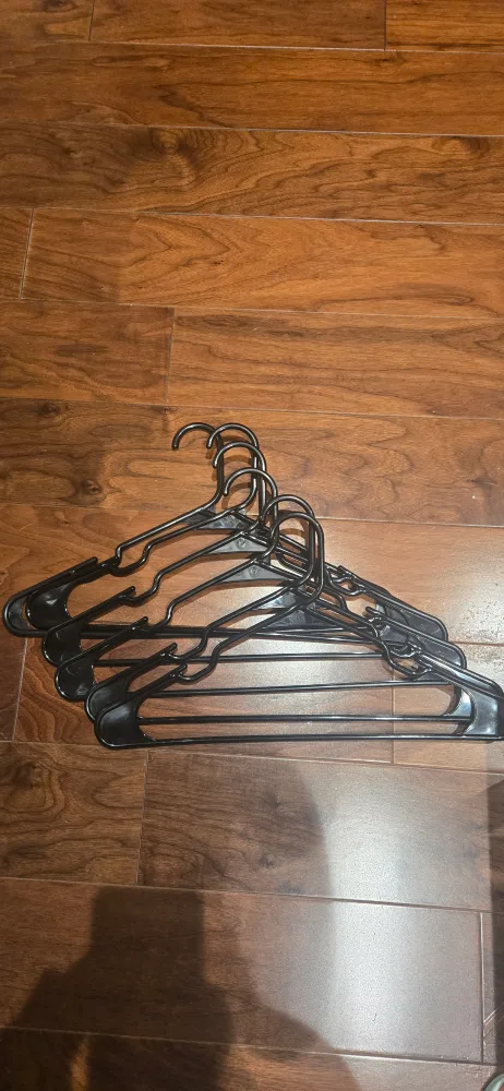 Black Plastic Clothes Hangers - Set of 6 thumbnail