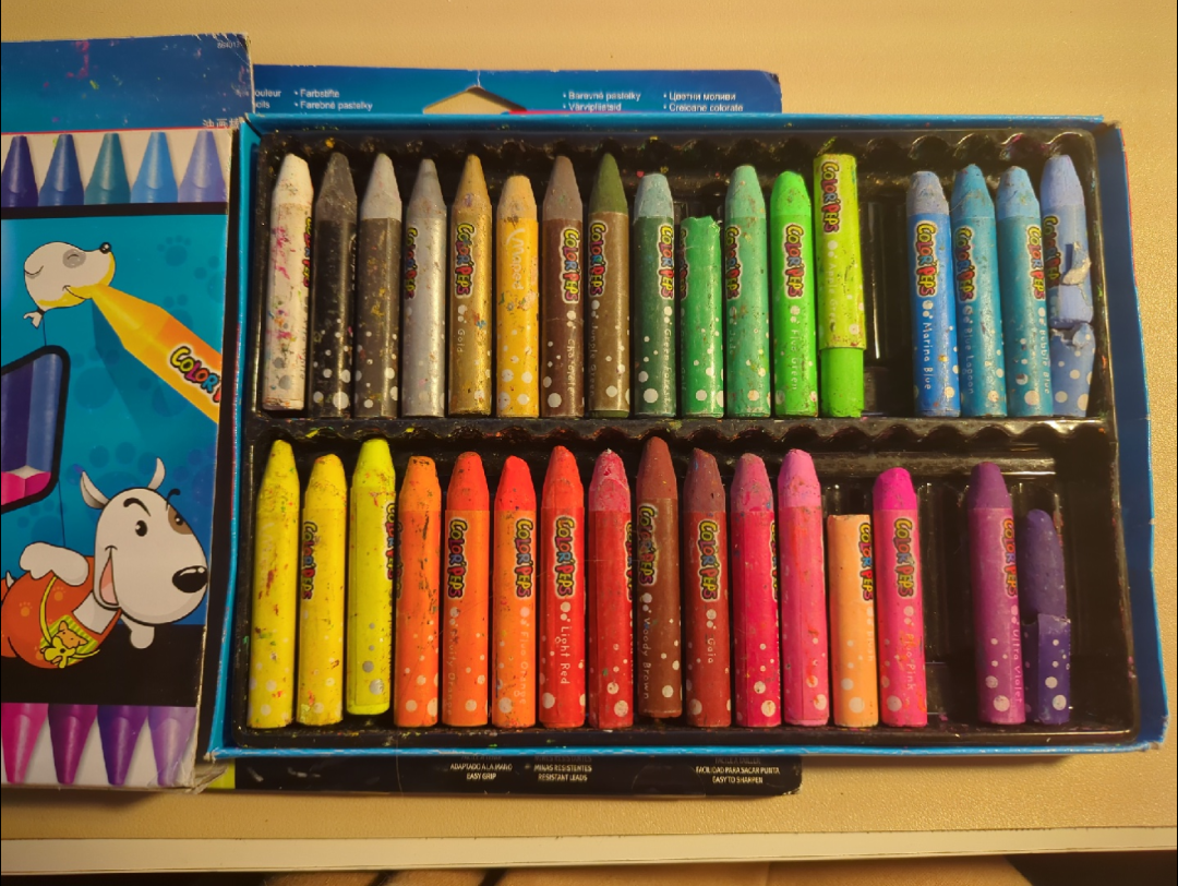 coloured pencils and pastels - photo 2