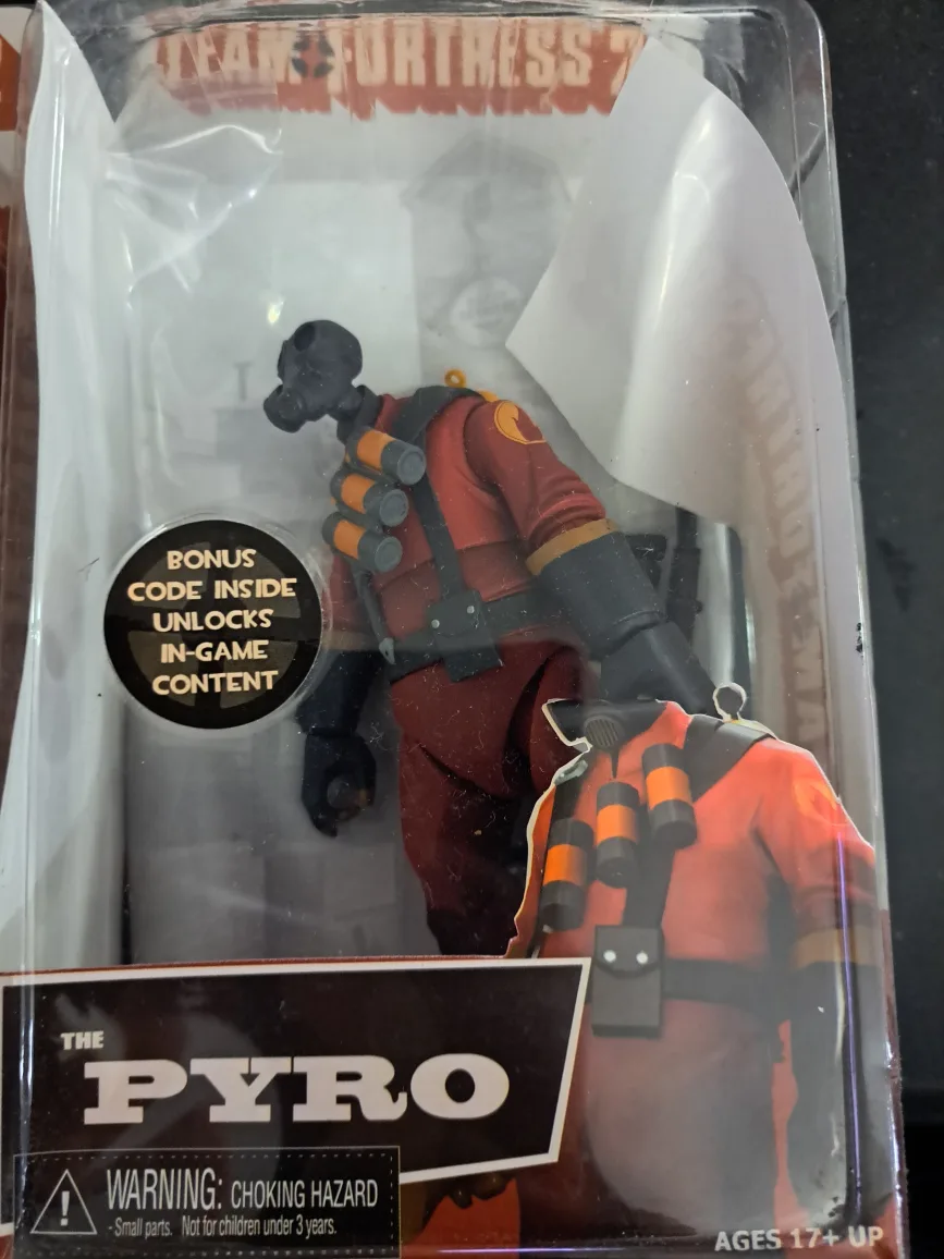 Team Fortress 2 Red Team NECA figures image indicator(3)