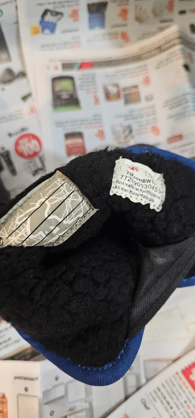 Kids' Winter Boots - Waterproof, Size 4 image indicator(3)