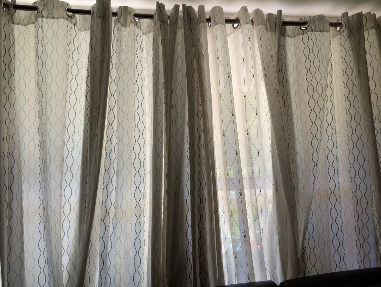 moving sale - Curtains - Set of Ten image indicator(4)