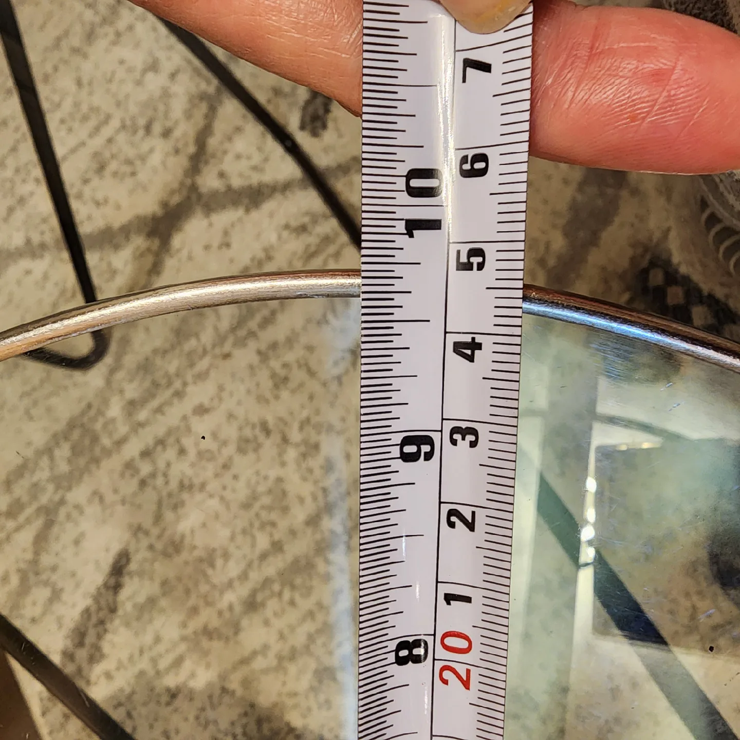 Pot/Pan Lid:  9.5 - 10 inch image indicator(2)