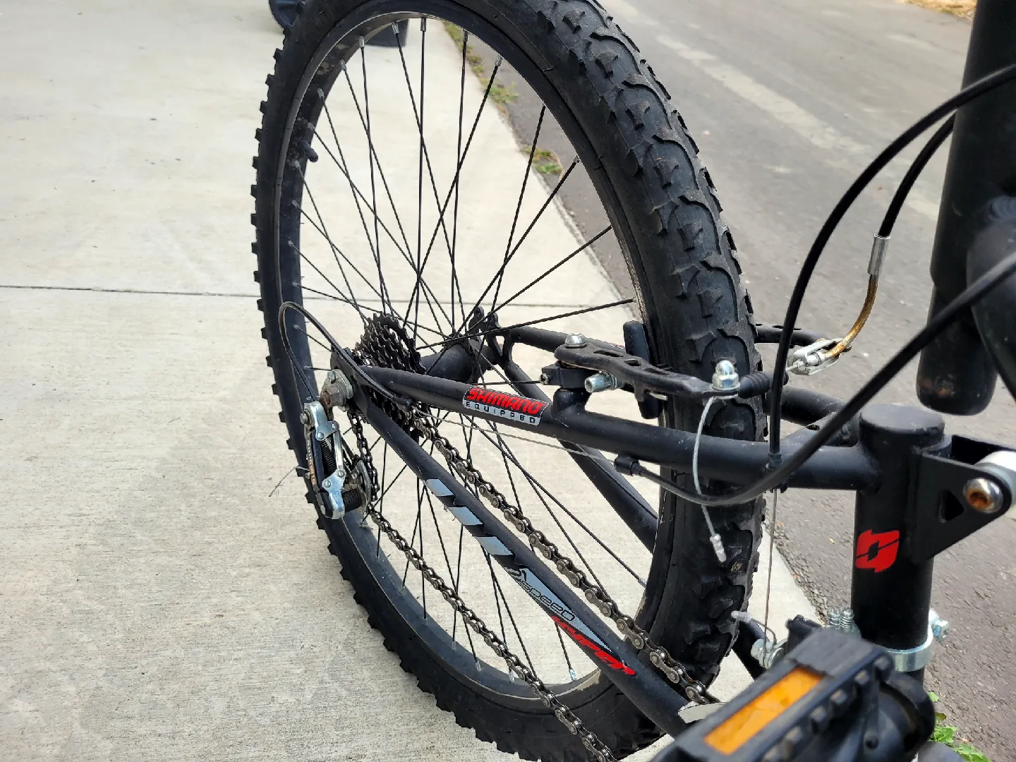 Mountain Bike - Black image indicator(3)