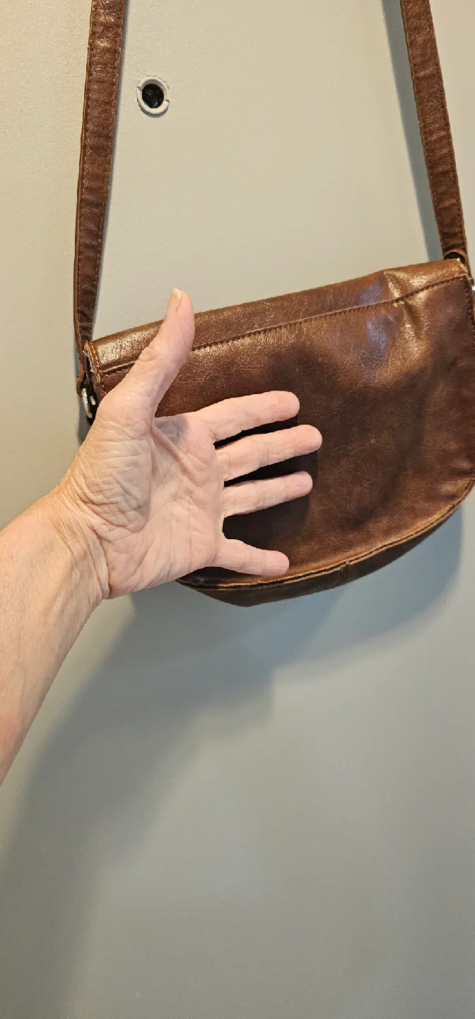 Mango Brown Leather Shoulder Bag image indicator(6)