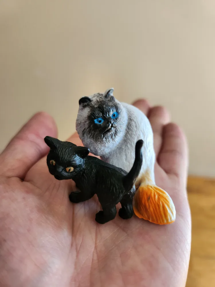 Littlest Pet Shop Carry Cases & Animals 🥕 image indicator(4)