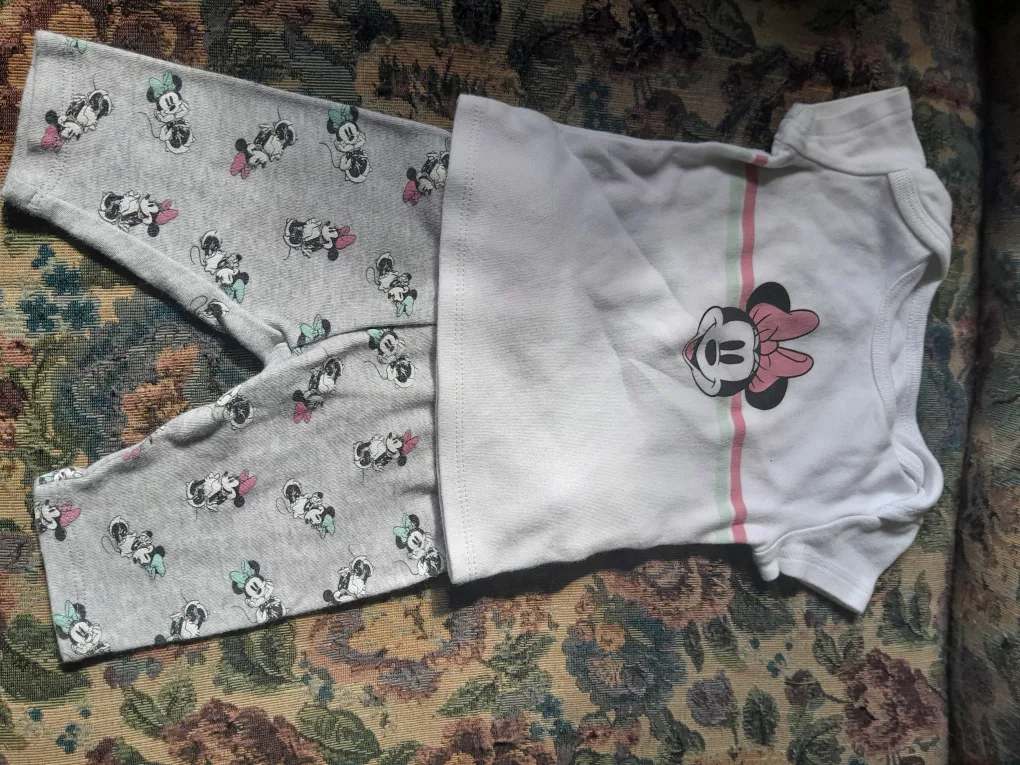 Minnie Mouse Baby Outfit Set thumbnail