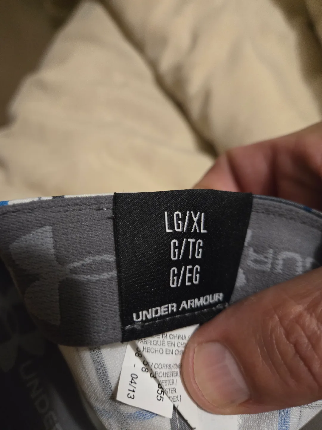 Under Armour Plaid Hat - Size LG/XL Freecycle # image indicator(3)