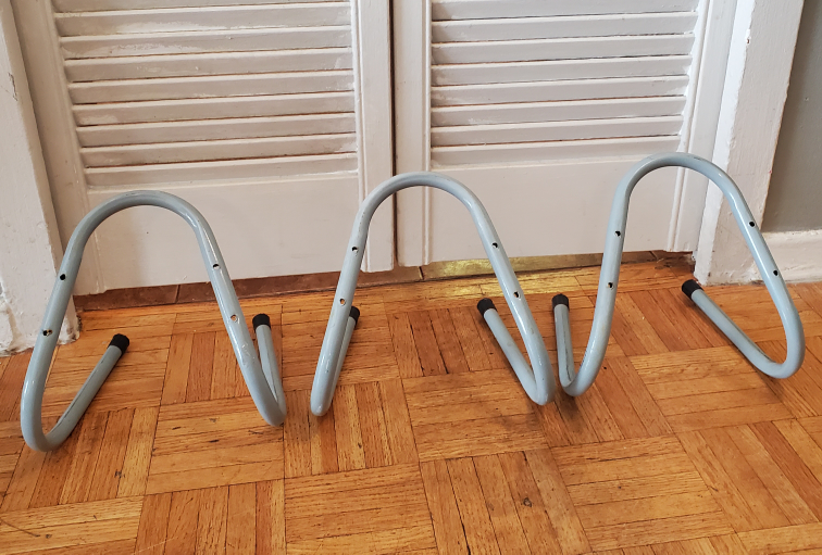 Kuny's Tool Belt, Dolly w/ Wheels / Hangers & Toilet Plunger - photo 3