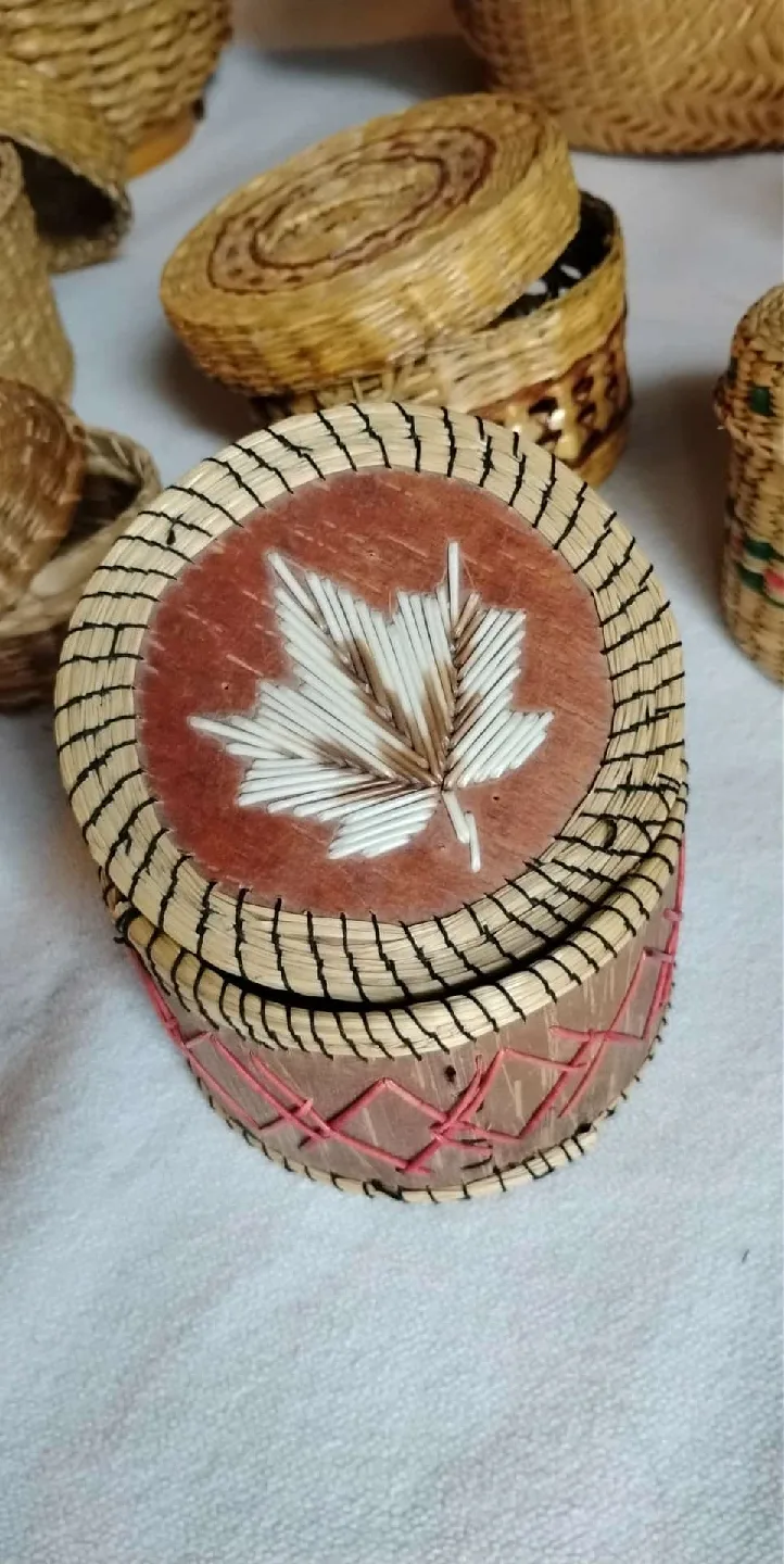 Handmade vintage  indigenous Woven Baskets image indicator(2)