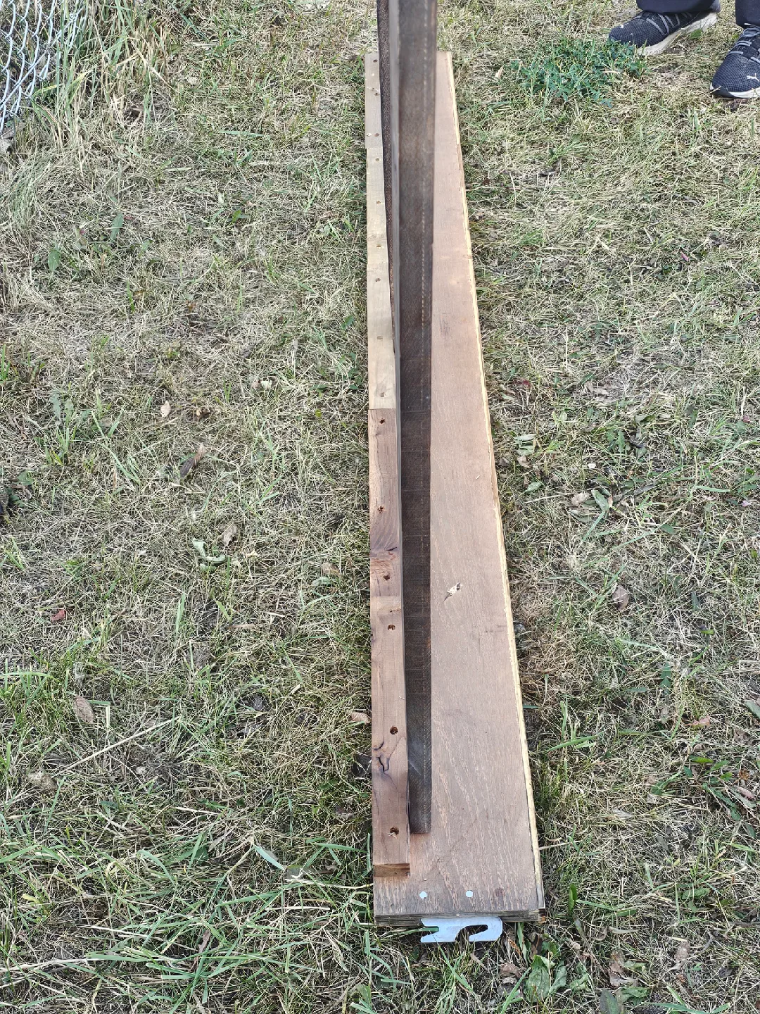 Ornate Wooden Headboard/bedframe image indicator(5)