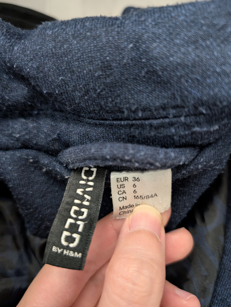 H&M Woman Divided Navy Blue Blazer Blue Jacket - Size 6 - photo 3