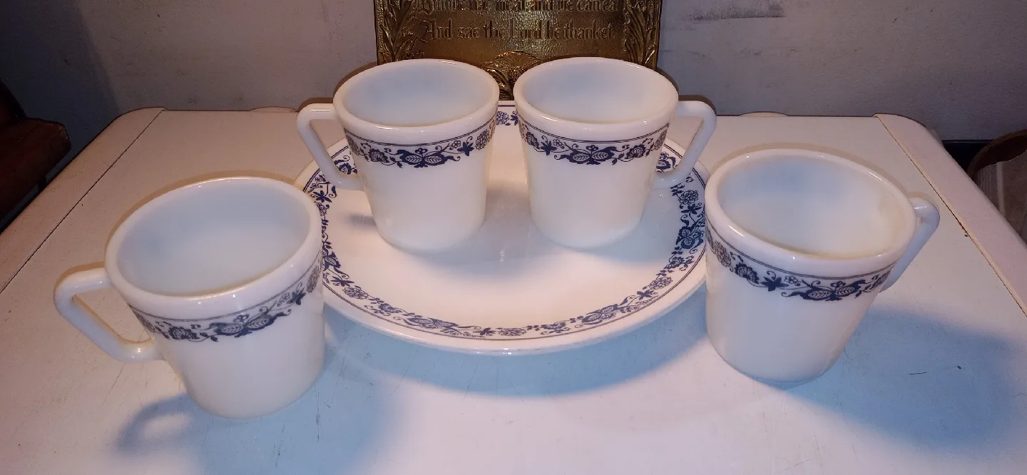 Vintage Pyrex Blue Cornflower Mugs and Plate Set thumbnail