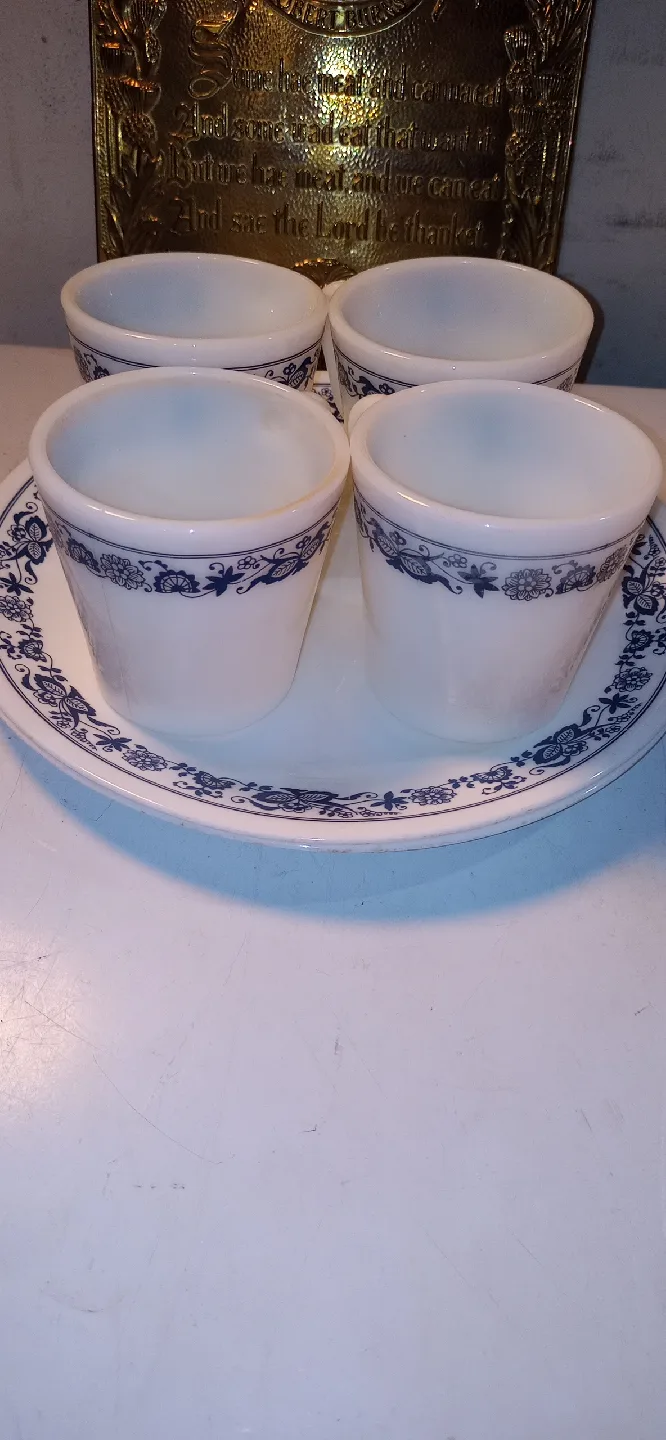 Vintage Pyrex Blue Cornflower Mugs and Plate Set image indicator(7)