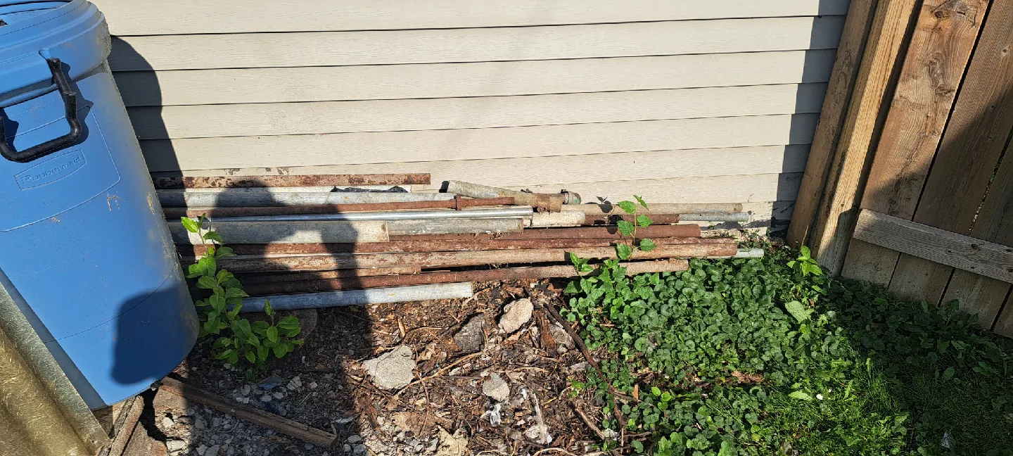 Steel posts image indicator(2)