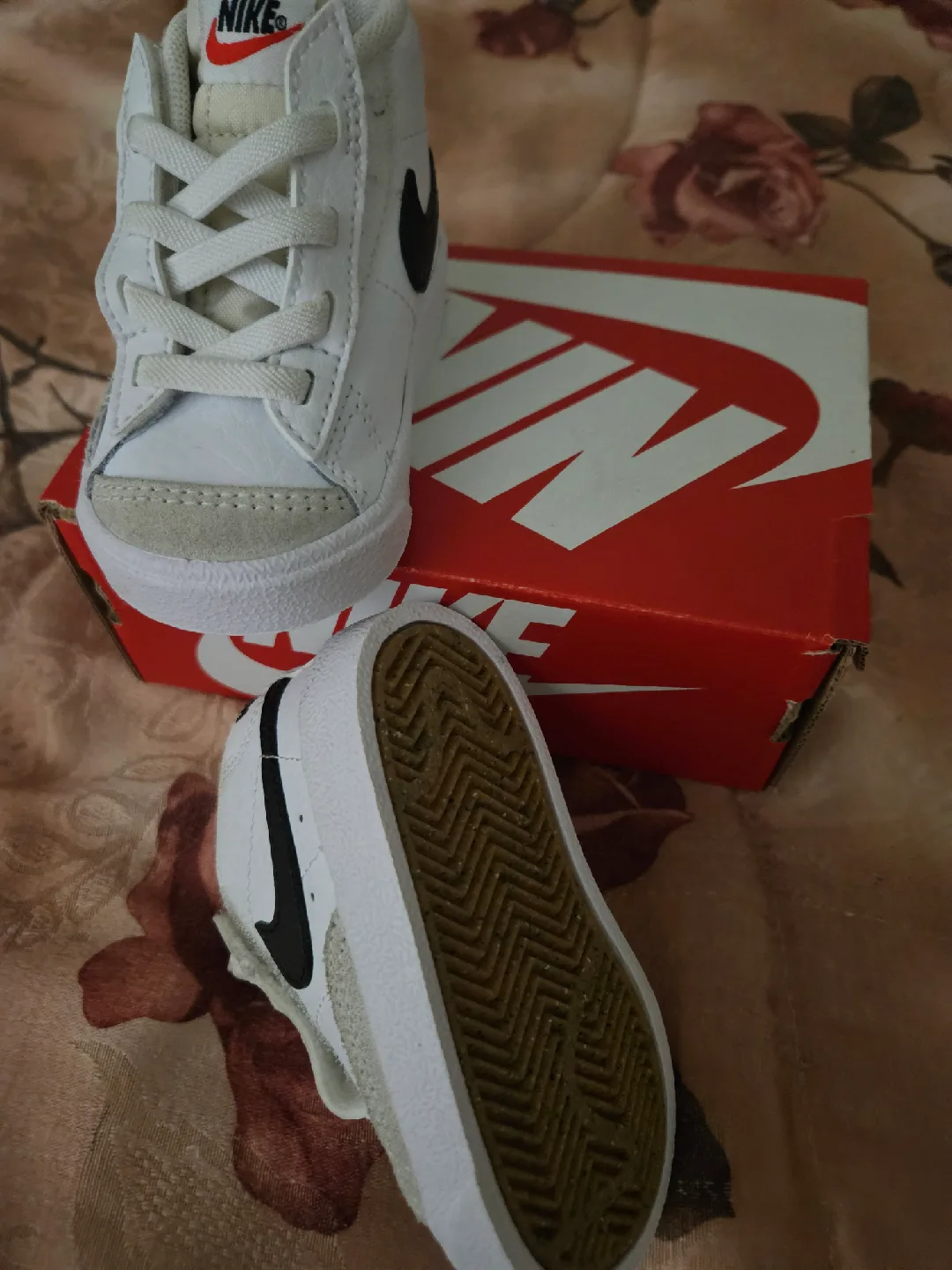 Nike Blazer Mid '77 Baby Shoes - Size 3 image indicator(2)