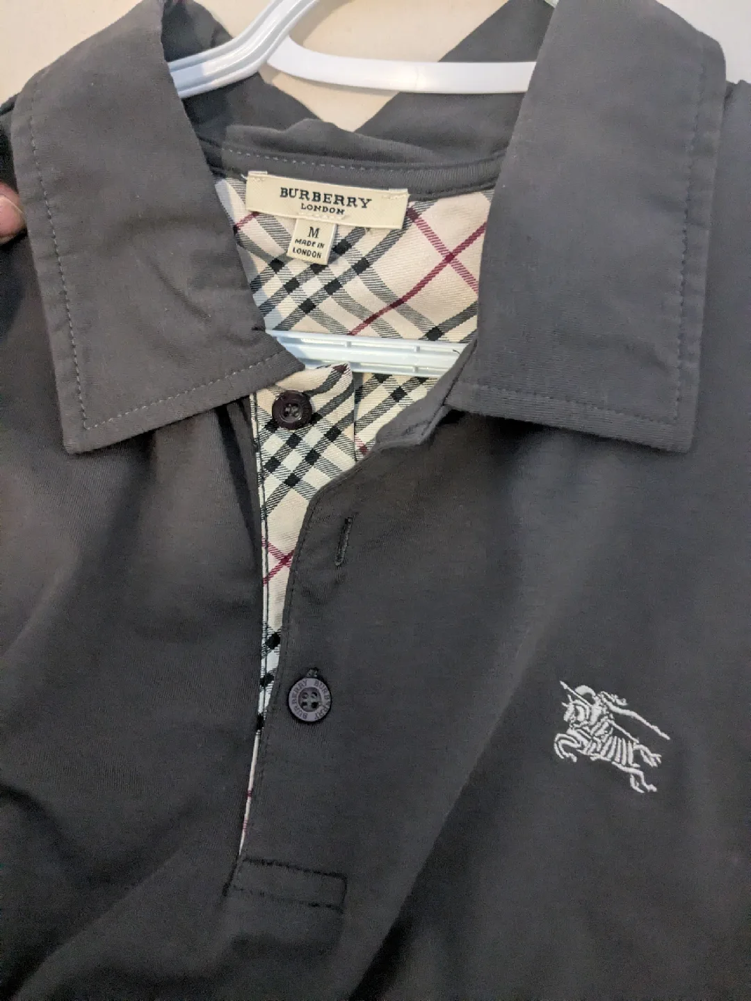 Burberry London Polo Shirt - Size M image indicator(2)