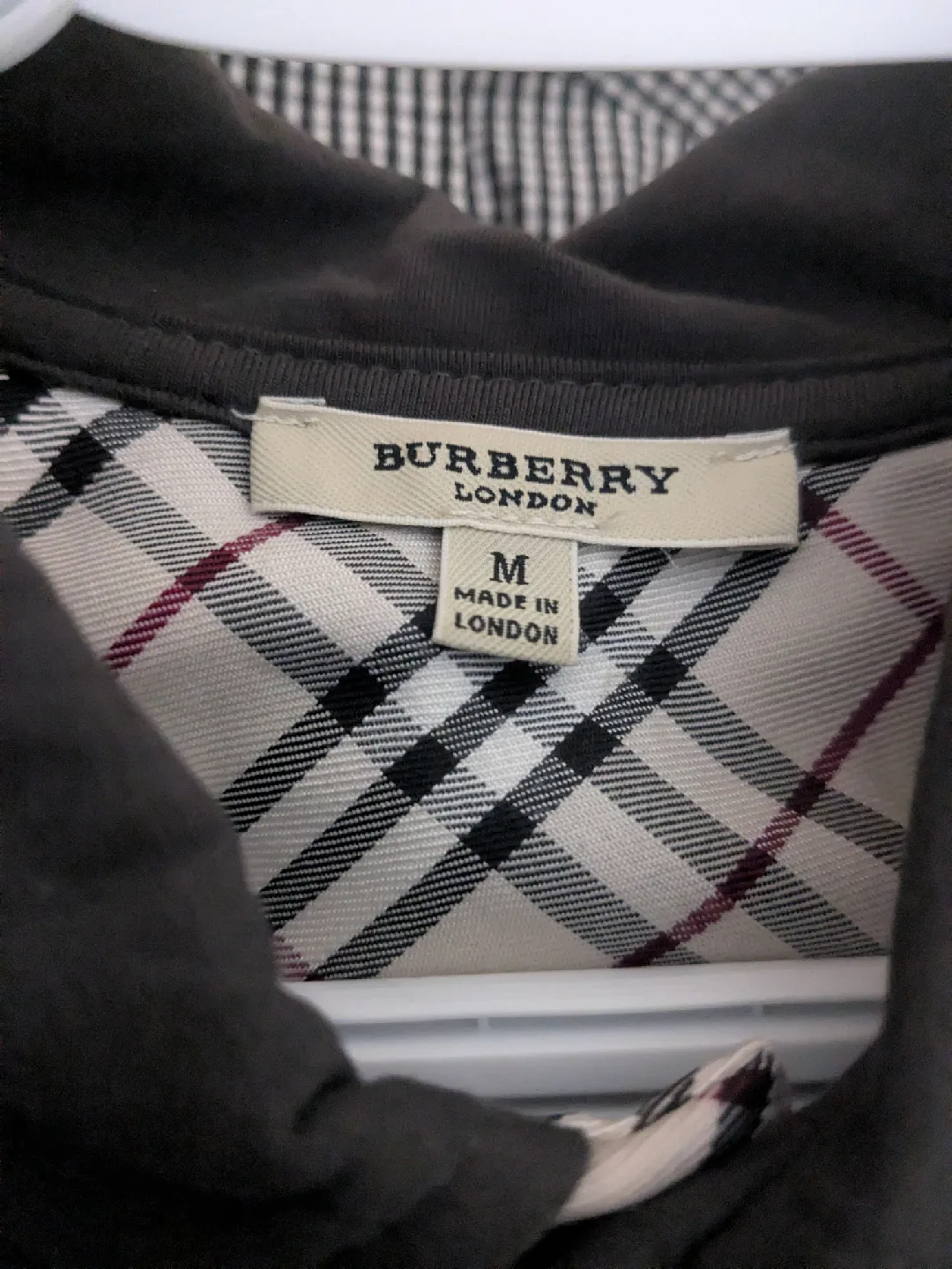 Burberry London Polo Shirt - Size M image indicator(5)