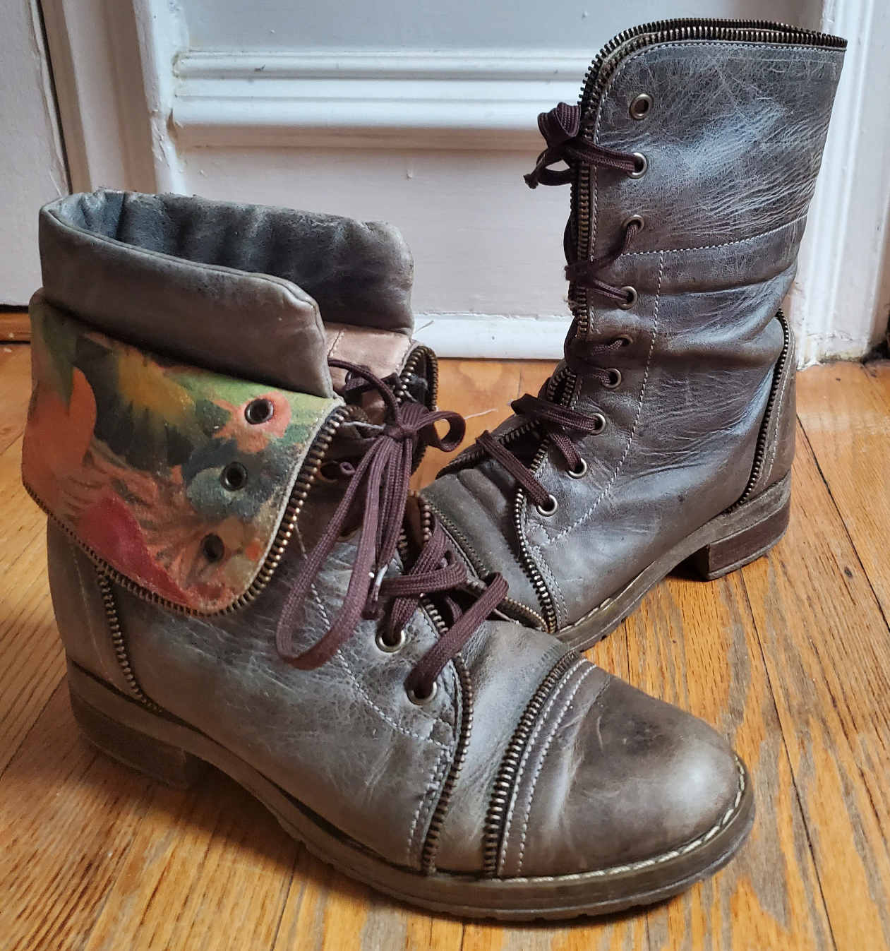 Italian Leather Lace-Up Boots with a twist - photo 2