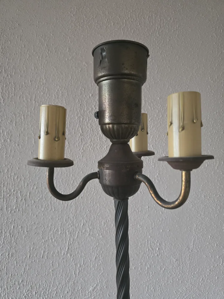 vintage floor lamp image indicator(3)