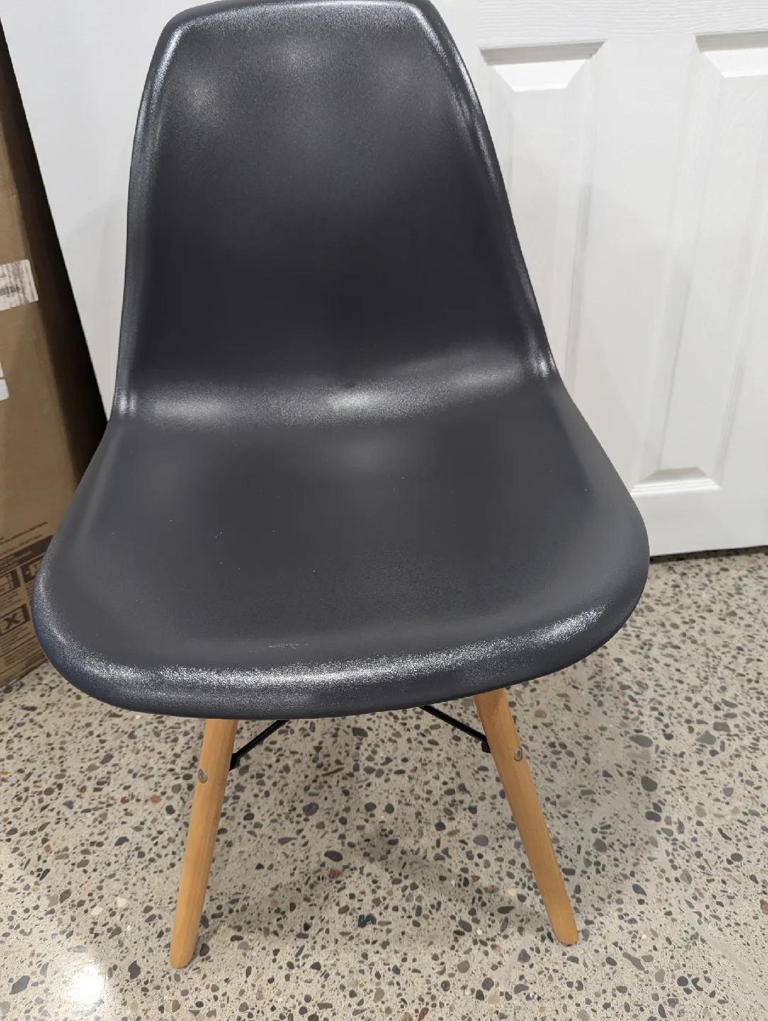 🥕Charco Plastic Shell Chair with Wood Legs thumbnail