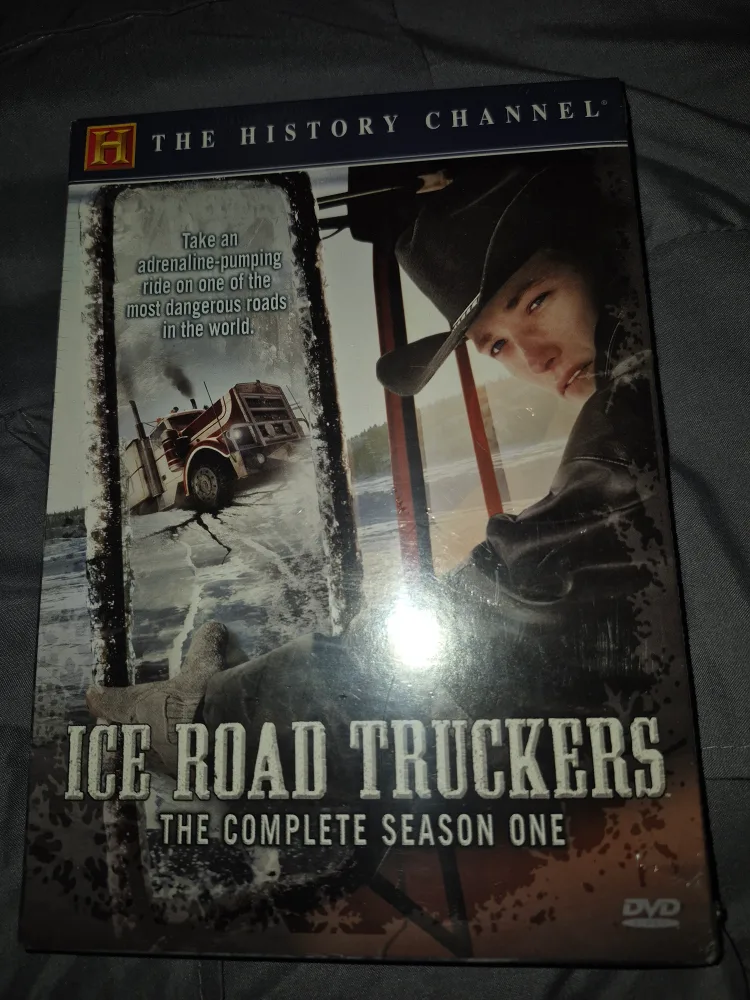 Ice Road Truckers: The Complete Season One DVD thumbnail