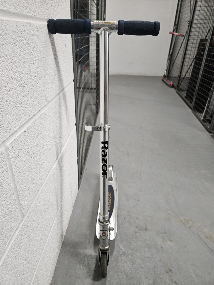 Razor Scooter - Blue - photo 2