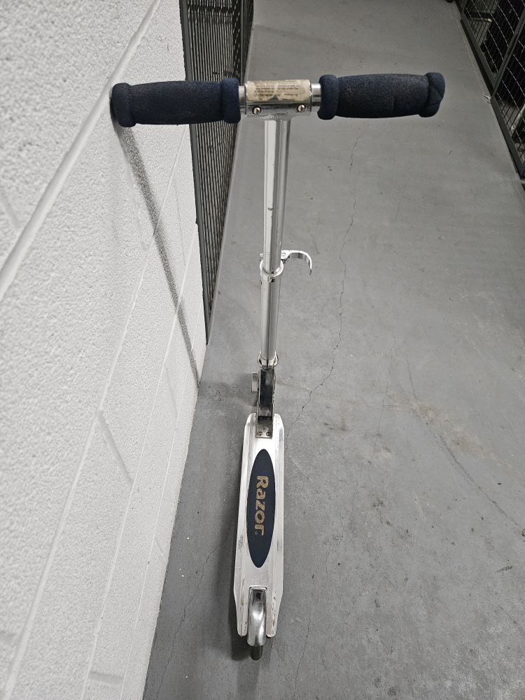 Razor Scooter - Blue - photo 3