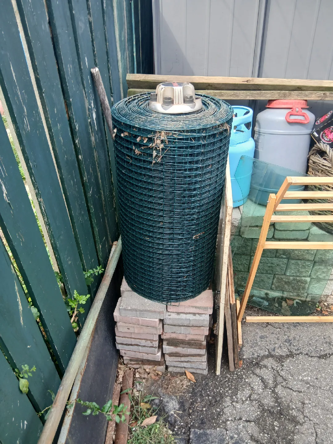 Green Garden Fence Wire Mesh Roll image indicator(2)