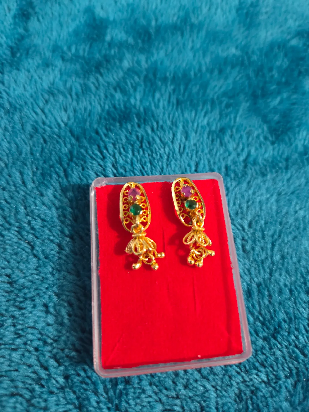 Gold Coloured Earrings Set of 5 image indicator(5)