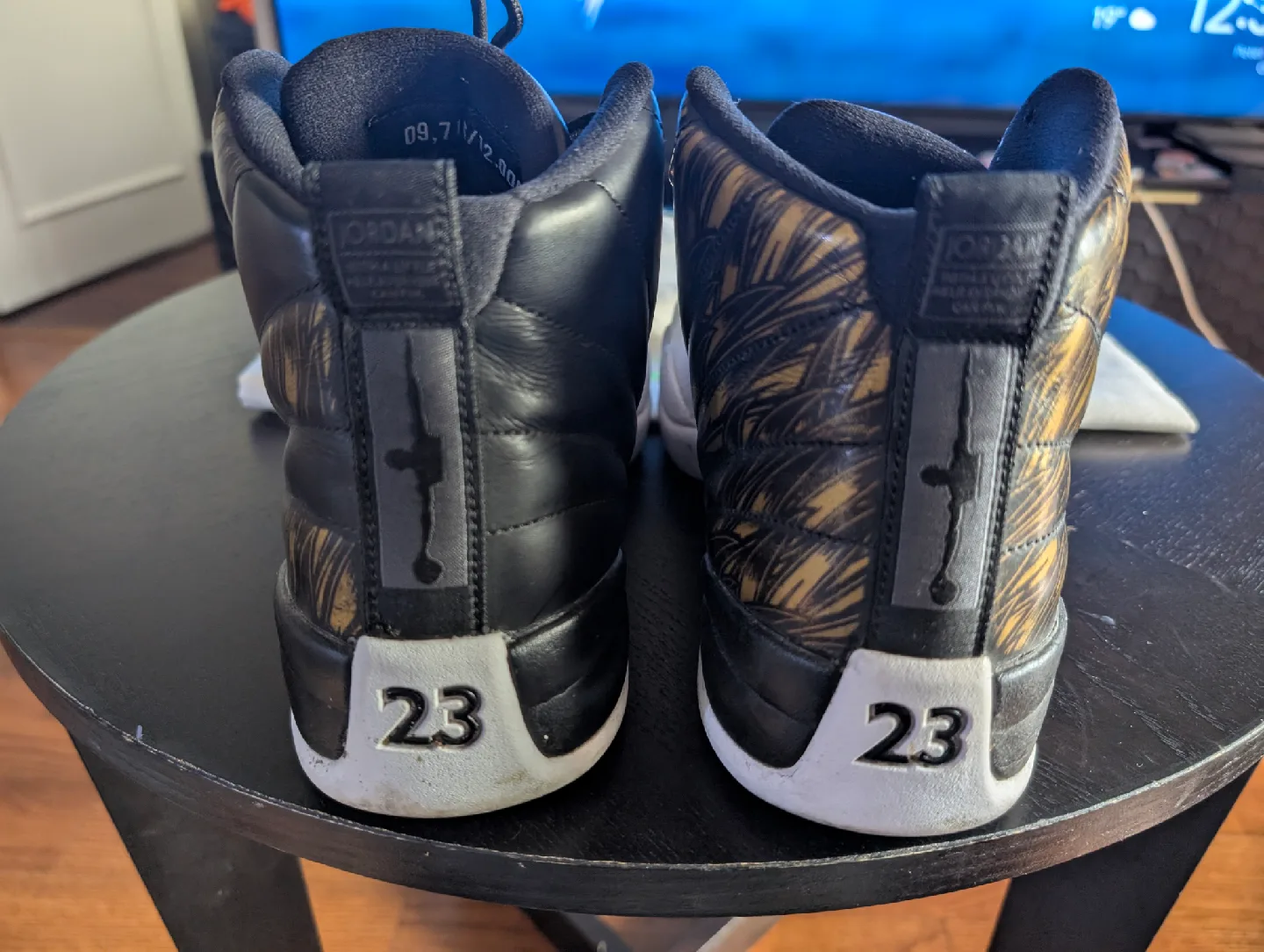 Jordan 12 Retro Wings size.10.5 image indicator(4)