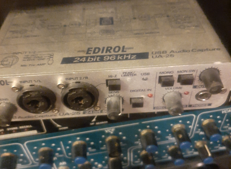 Edirol UA-25 USB Audio Capture 24-bit 96 kHz