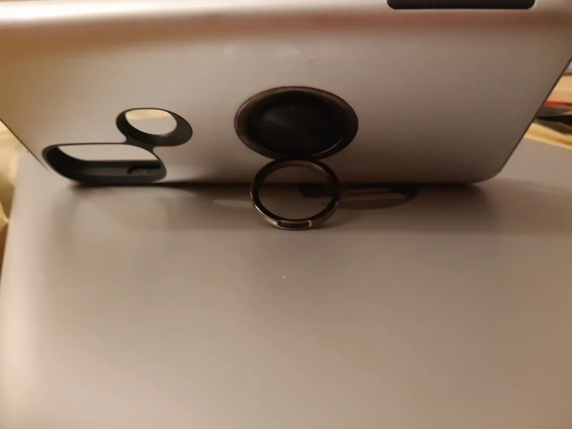 Silver Phone Case with Ring Holder image indicator(5)