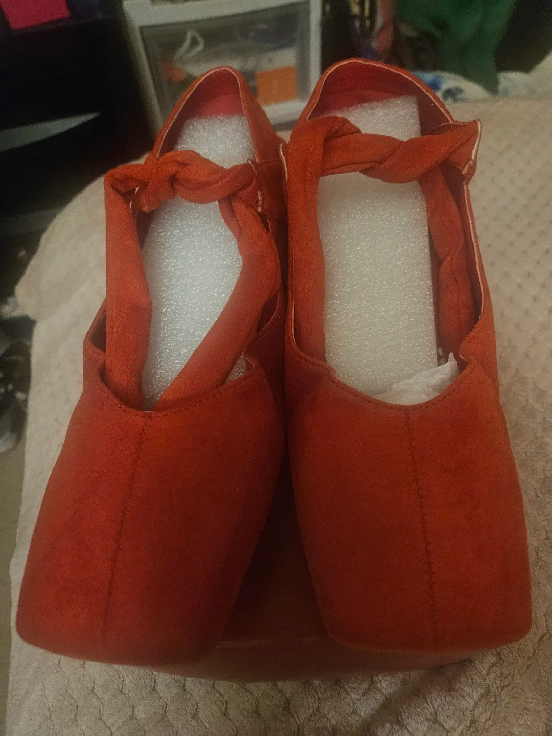 Red Suede Ballet Flats image indicator(3)