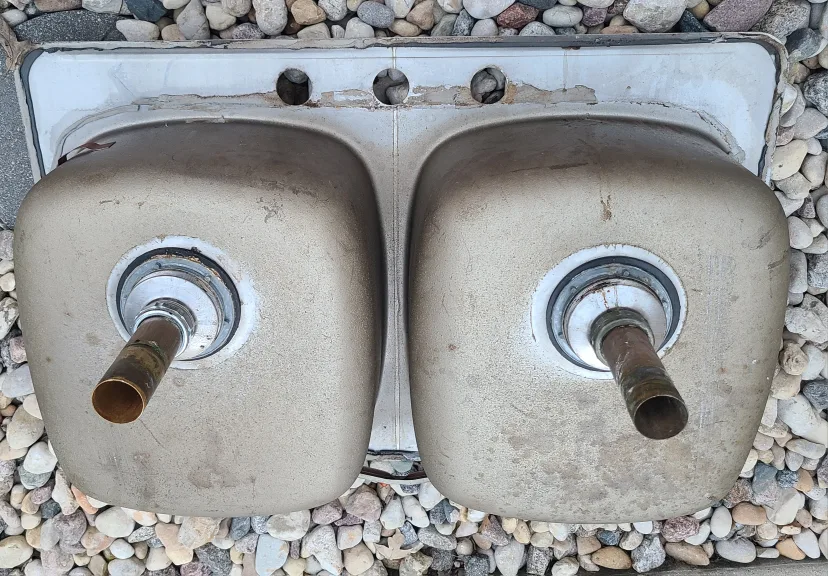 Double Basin Stainless Steel Sink image indicator(2)