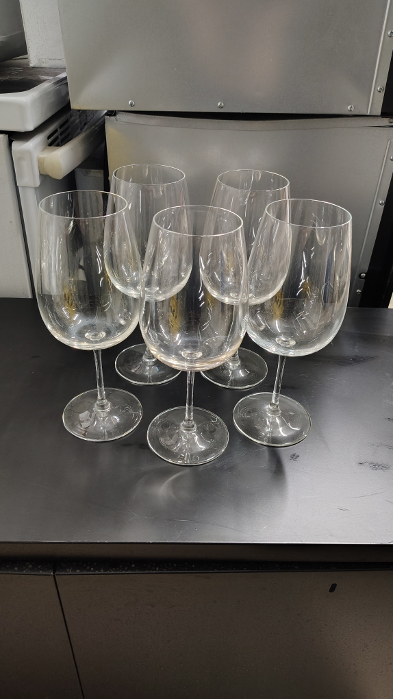 Set of 5 Wine Glasses