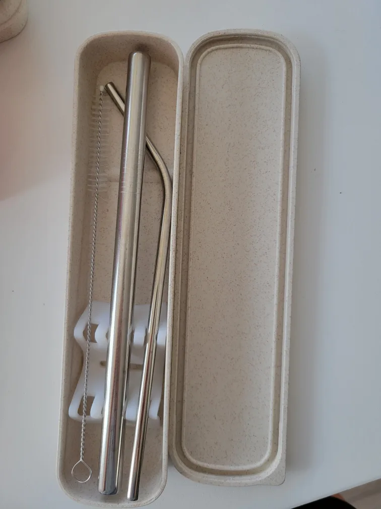 Reusable Stainless Steel Straws with Case thumbnail