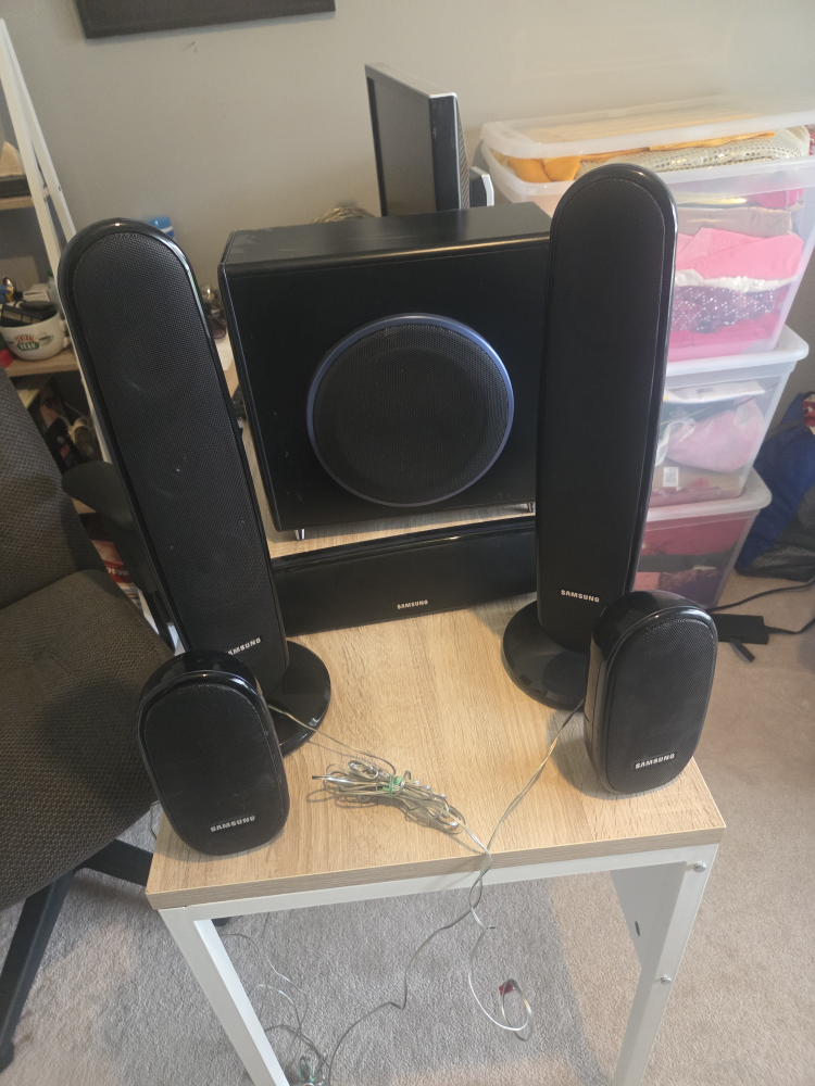 Samsung PS-WXQ100 Subwoofer Speaker System - photo 2
