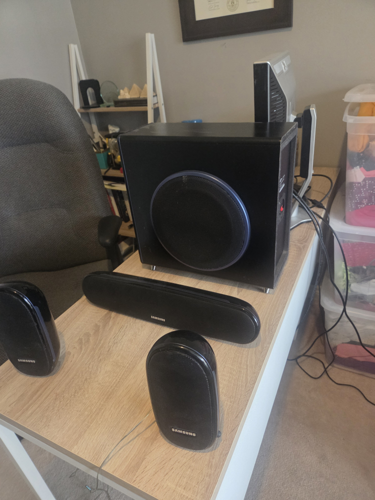 Samsung PS-WXQ100 Subwoofer Speaker System - photo 3