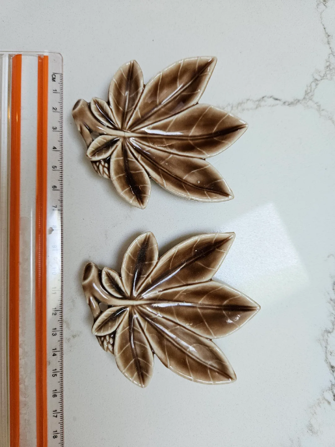 Wade England Ceramic Maple Leaf Dishes image indicator(2)
