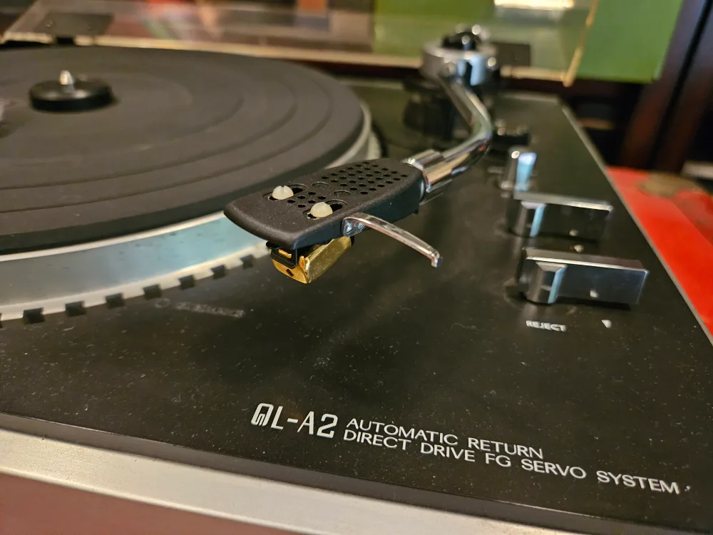 Vintage JVC QL-A2 Direct Drive Turntable image indicator(2)