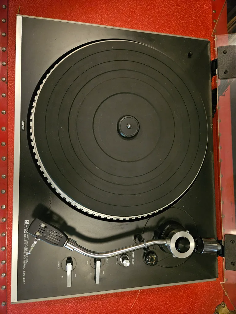 Vintage JVC QL-A2 Direct Drive Turntable image indicator(3)