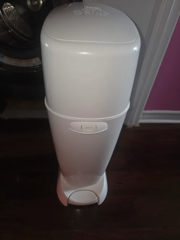 Playtex Diaper Genie Complete Diaper Pail thumbnail