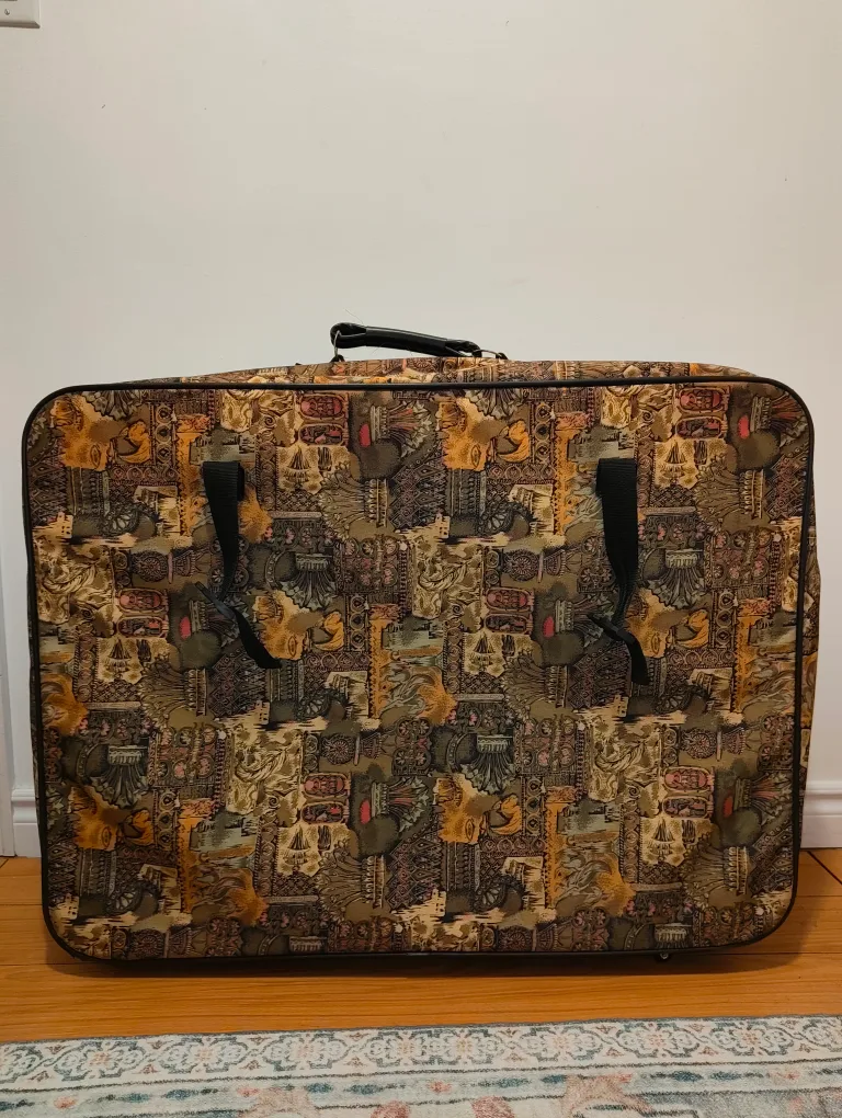 Garment Huge Bag lugage thumbnail