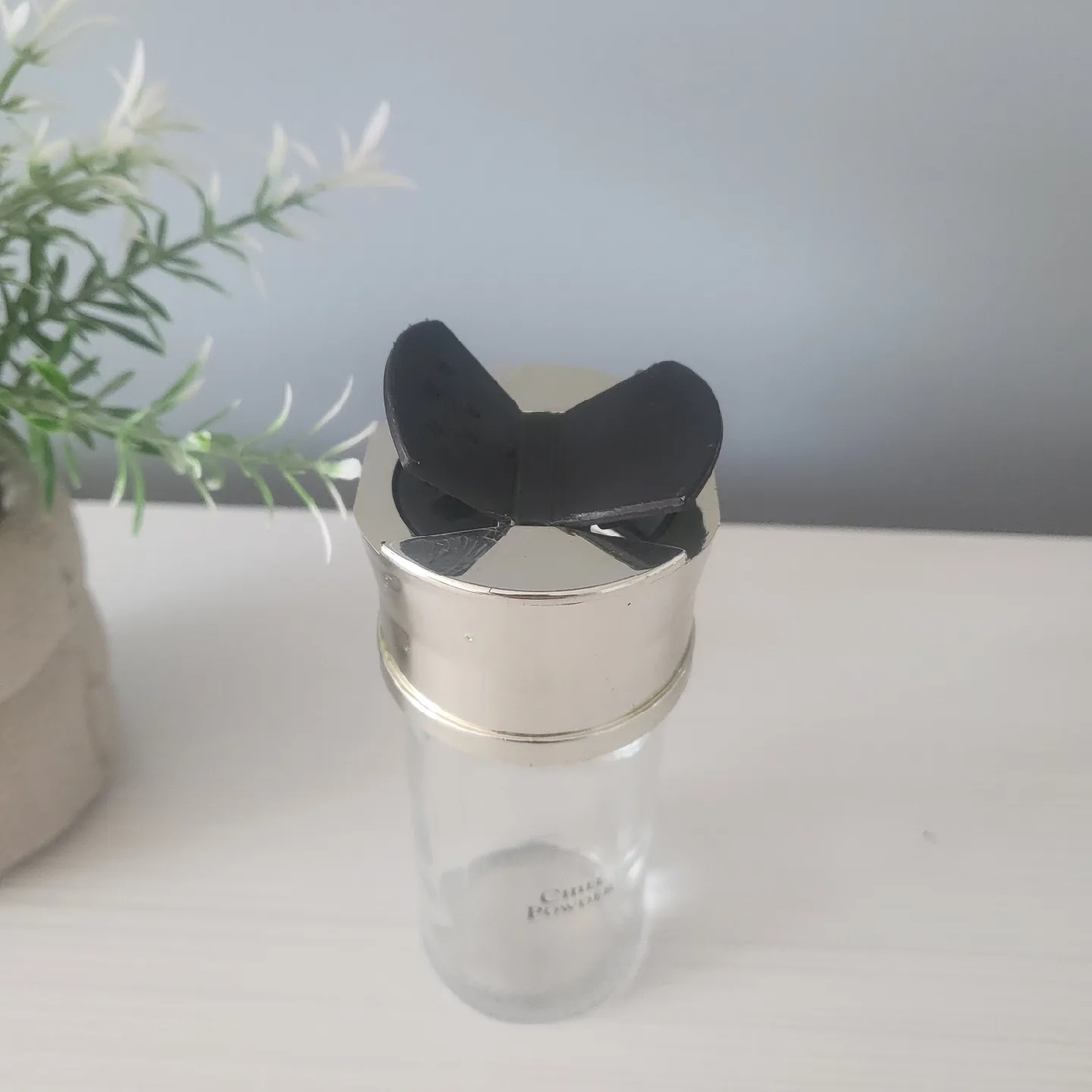 Gently Used Spice Jars!✨️ image indicator(3)