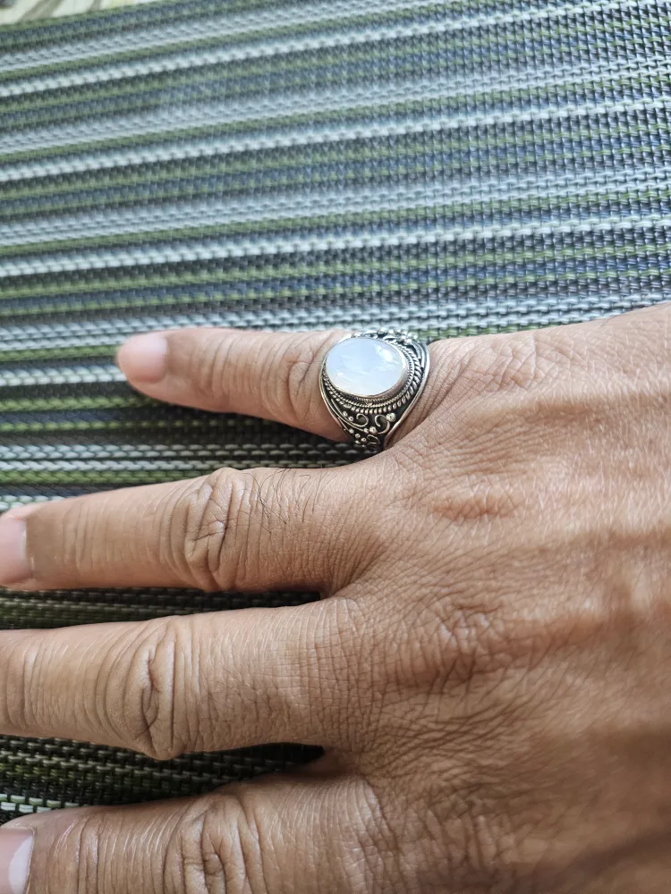 Nepal Sterling Silver Moonstone Ring 925 thumbnail