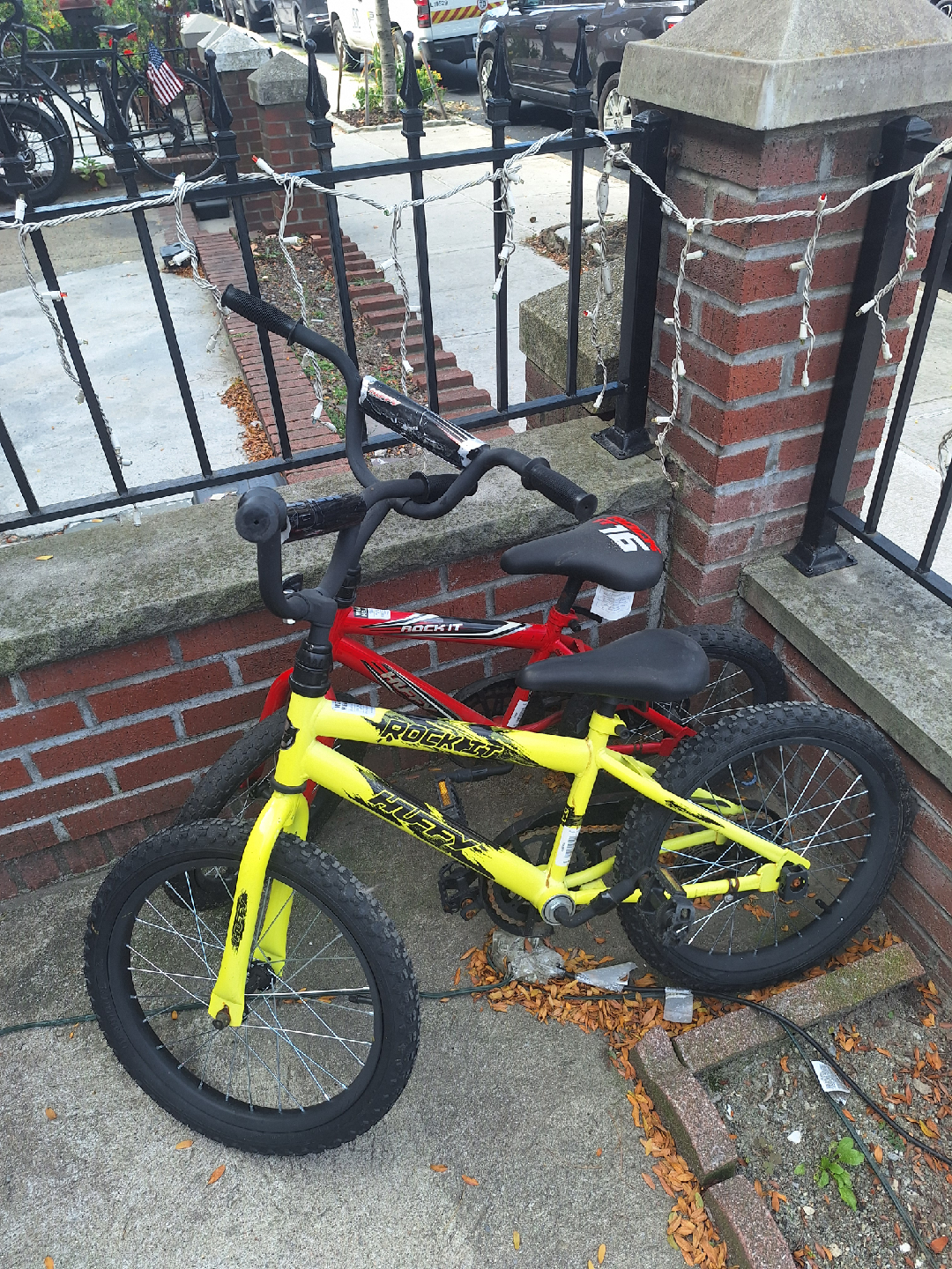 Huffy 18" Rock It Kids' Bike (Yellow) - photo 2